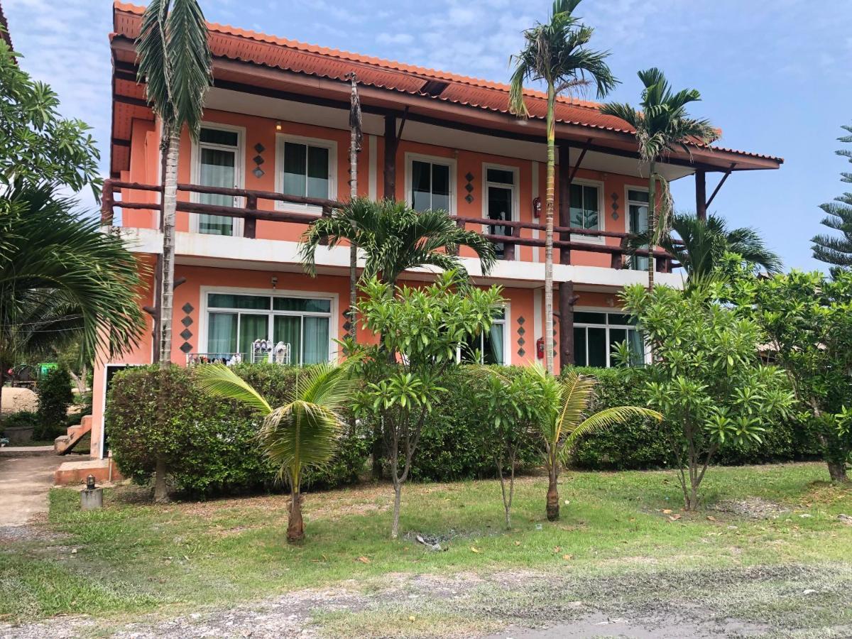 Lanta School Beach Resort Ko Lanta Exterior foto