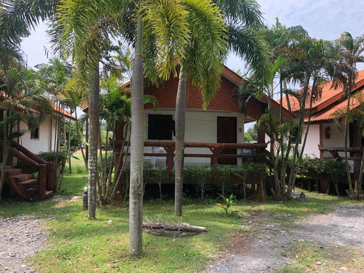 Lanta School Beach Resort Ko Lanta Exterior foto